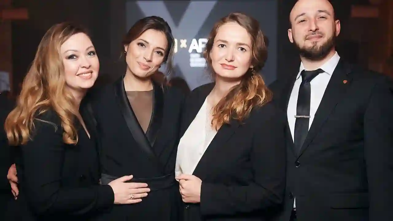 MINI АВТОDОМ Санкт-Петербург – официальный партнер RBI X BUSINESS
